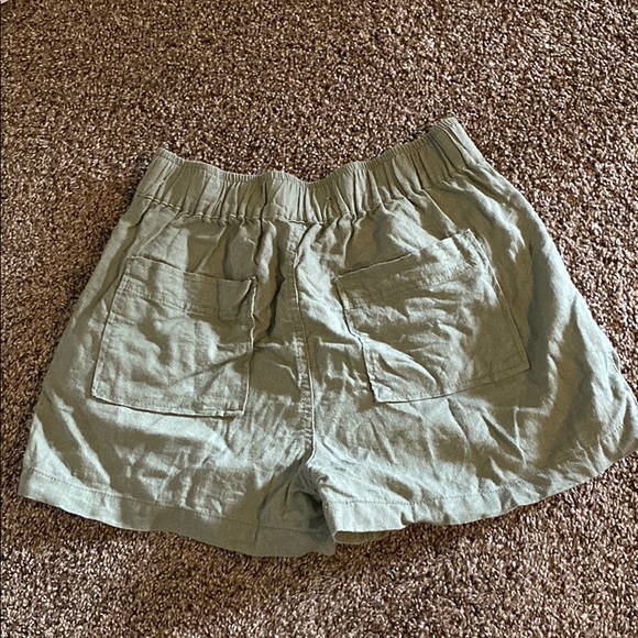Shorts - Picture 2 of 2